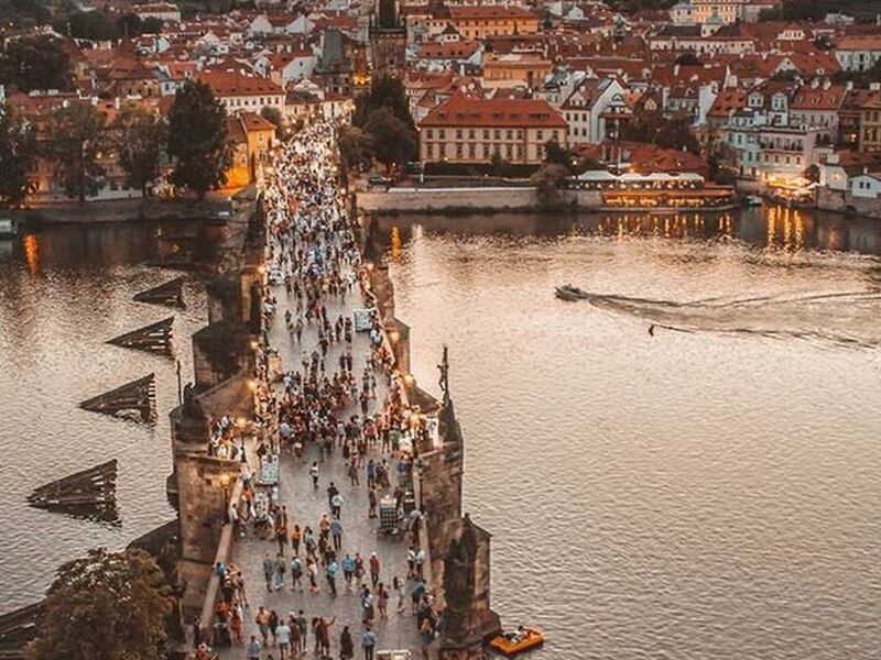 PRAG NOEL PAZARLARI TURU 3 Gece / 4 Gün Ajet Havayolları ile