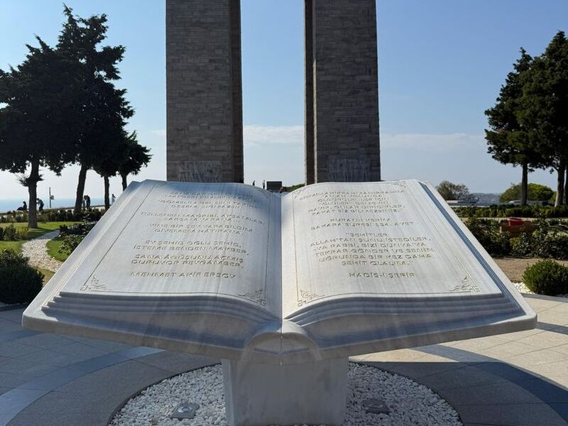 GÜNÜBİRLİK İZMİR ÇIKIŞLI ÇANAKKALE ŞEHİTLİK TURU