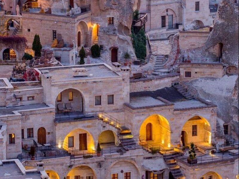 İZMİR ÇIKIŞLI KAPADOKYA TURU